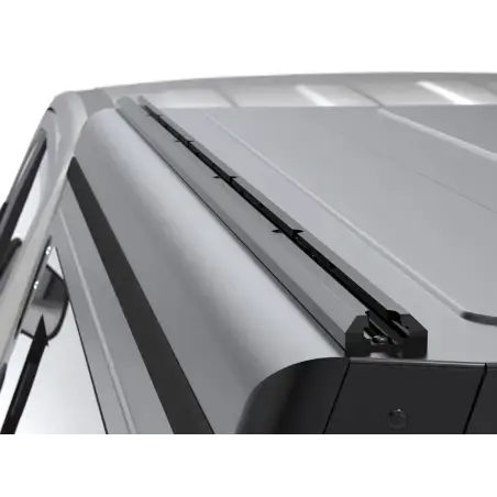 Hardtop Contour noir lisse avec fenêtre latérale Ford Ranger 2023+ Alu-Cab